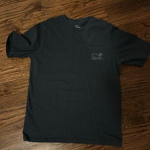 Boys Vineyard Vines t-shirt size M